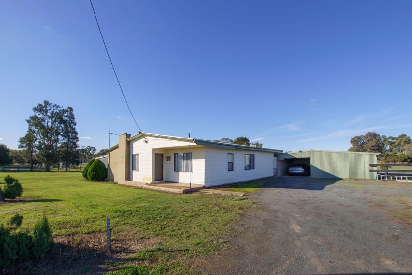 Click to view all images 1485 Kyabram Cooma Road Harston VIC 3616 - Image 3