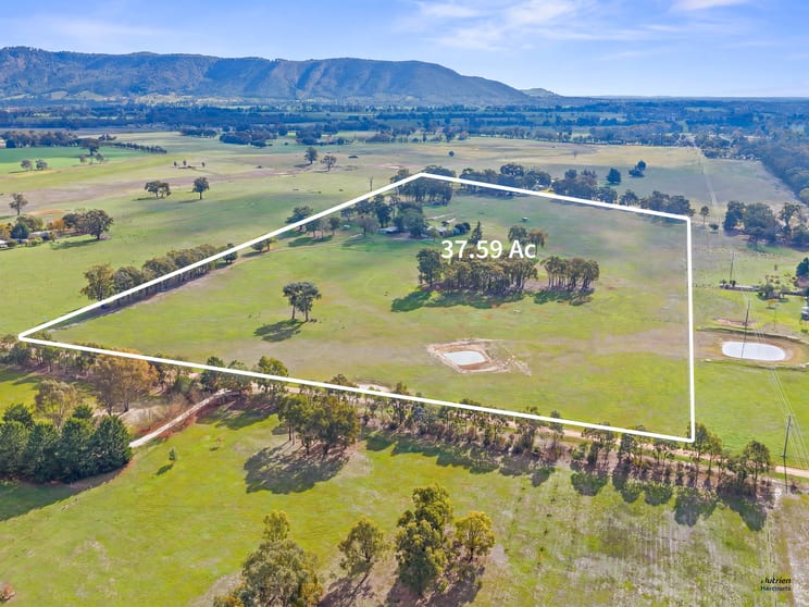 Click to view all images 48 Hayes Road Swanpool VIC 3673 - Image 1