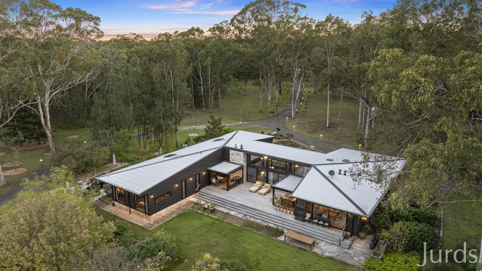 Click to view all images 72 Gillards Road Pokolbin NSW 2320 - Image 1