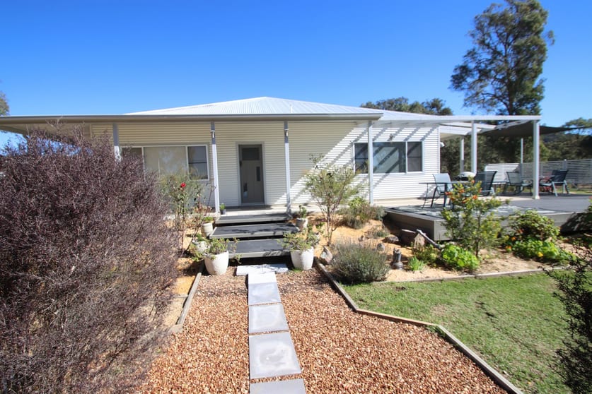 300 Mount Mackenzie Road Tenterfield NSW 2372 - Image 3