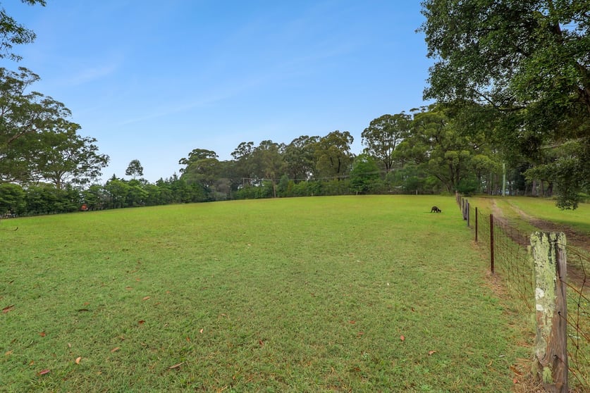 Click to view all images 119 Mountain View Close Kurrajong Hills NSW 2758 - Image 3