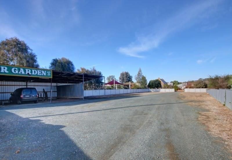 Click to view all images 86-88 Railway Place Elmore VIC 3558 - Image 3