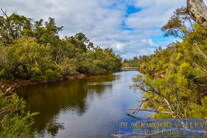 Click to view all images 421 Brown Seymour Road Boyup Brook WA 6244 - Image 1