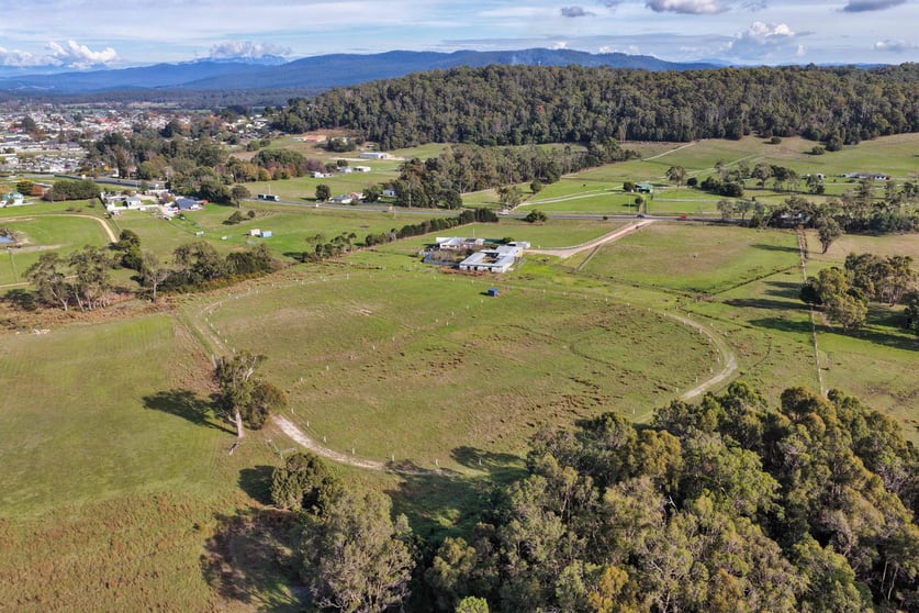 Click to view all images 8964 Bass Highway Latrobe TAS 7307 - Image 3