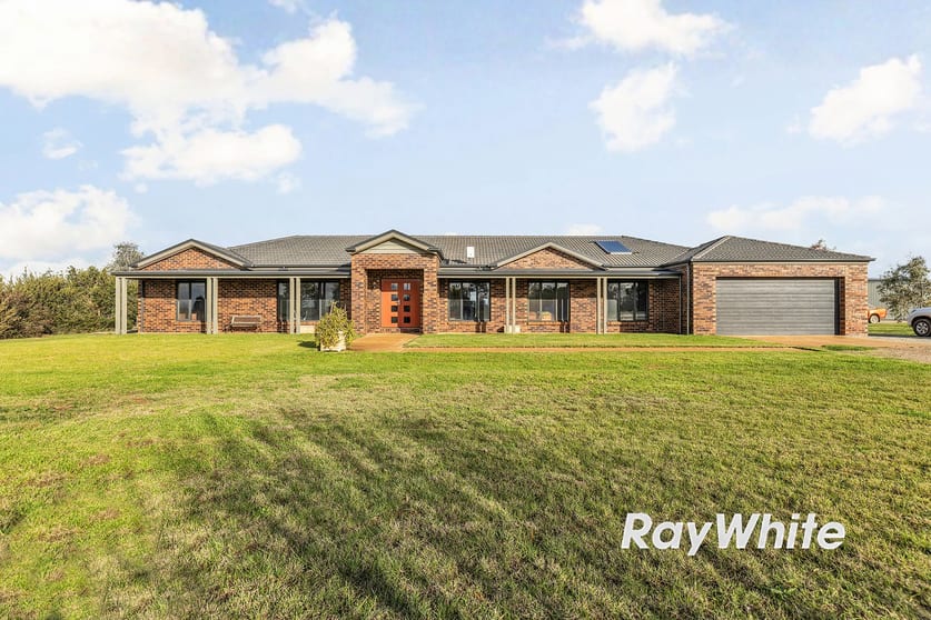 Click to view all images 715 Echuca West School Road Echuca West VIC 3564 - Image 1