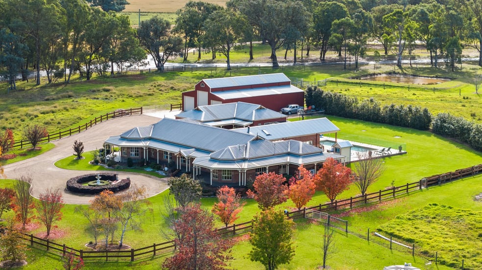 Click to view all images 140 Tyson Road Heyfield VIC 3858 - Image 2