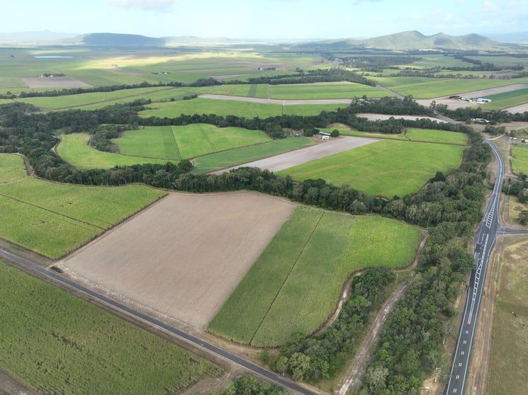 Click to view all images Koumala QLD 4738 - Image 3