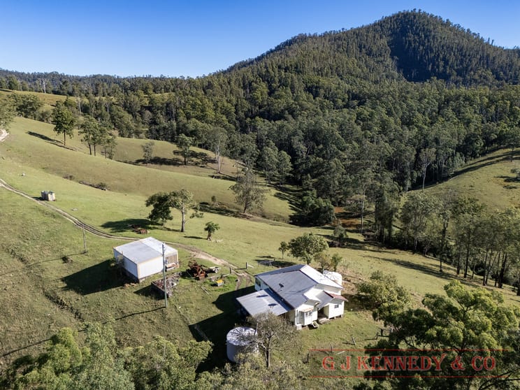 Click to view all images 190 Lemans Road Yarranbella NSW 2447 - Image 2