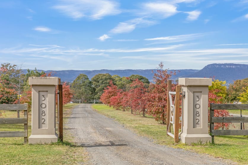 Click to view all images 3082 Great Western Highway Hartley NSW 2790 - Image 3