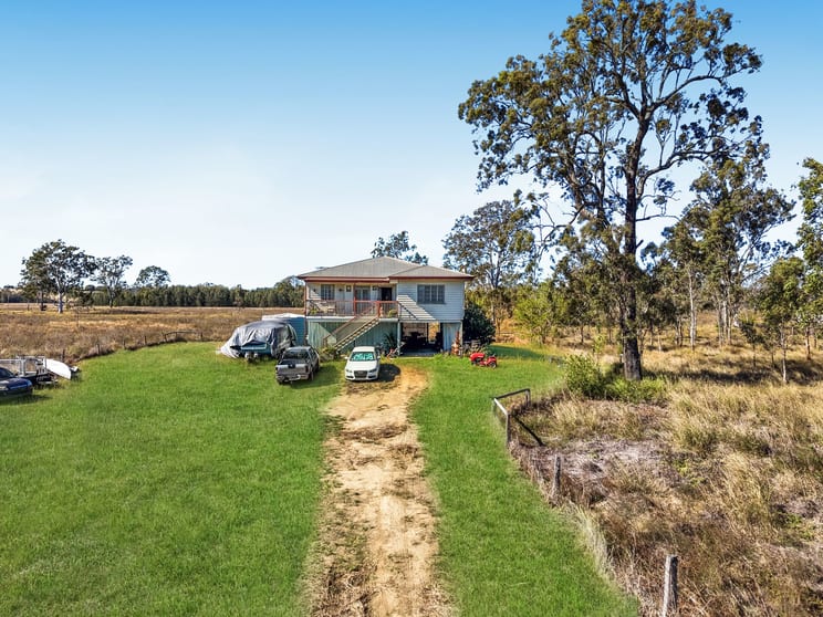 Click to view all images 68-76 Middle Road Purga QLD 4306 - Image 1