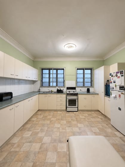 Click to view all images 68-76 Middle Road Purga QLD 4306 - Image 3
