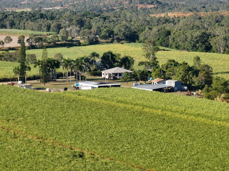 Click to view all images 215 Bloomsbury Back Road Bloomsbury QLD 4799 - Image 2