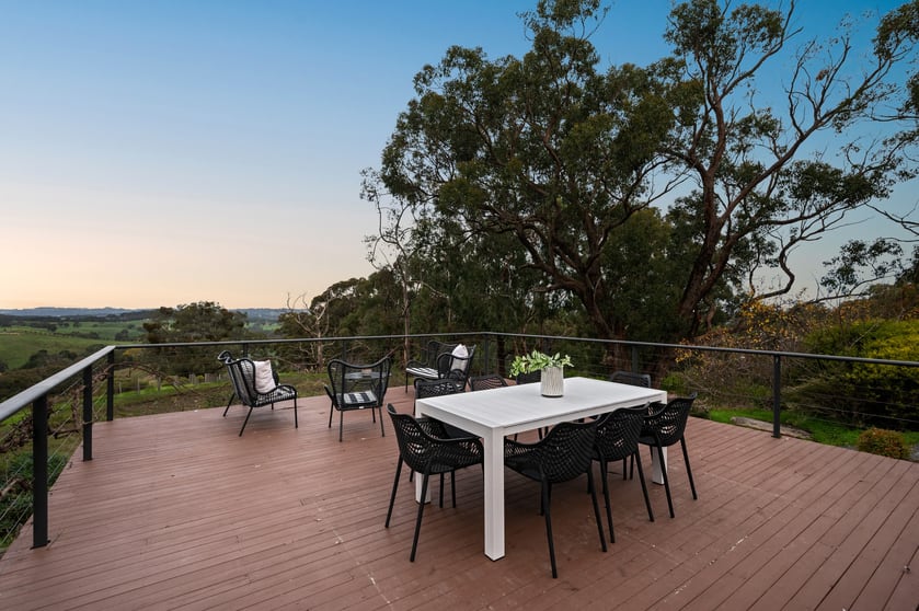 Click to view all images 57 Tanahmerah Road Balhannah SA 5242 - Image 3