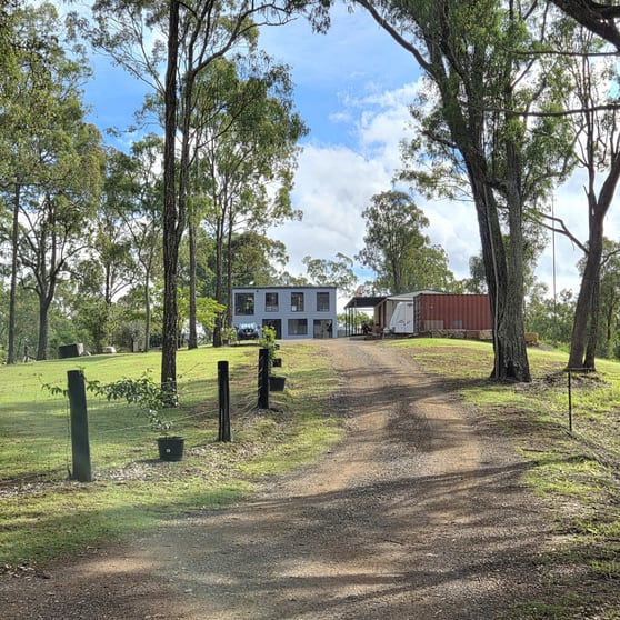 Click to view all images 39 Hughes Road Kilcoy QLD 4515 - Image 2