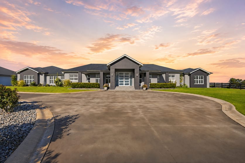Click to view all images 45 Stockade Road Razorback NSW 2571 - Image 2