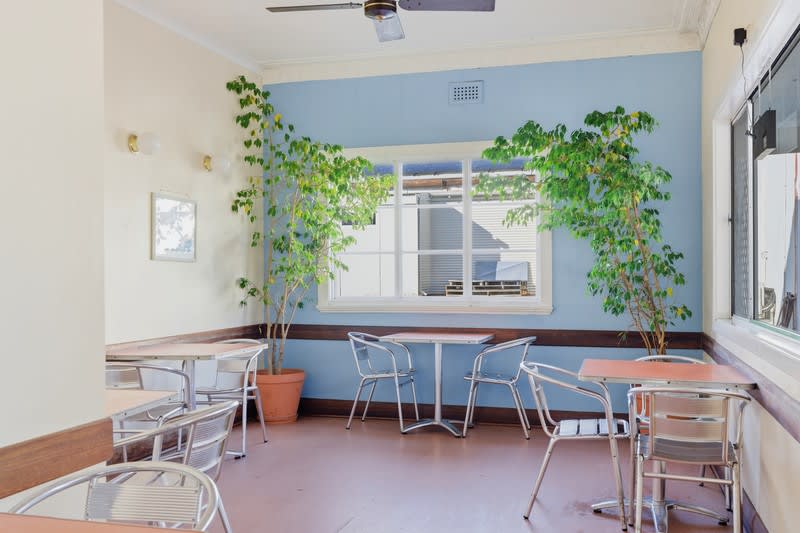 Click to view all images Restaurant business for sale in Bridgetown - Image 3
