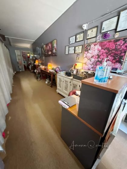 Click to view all images 90 Cook Street Oxley QLD 4075 - Image 2