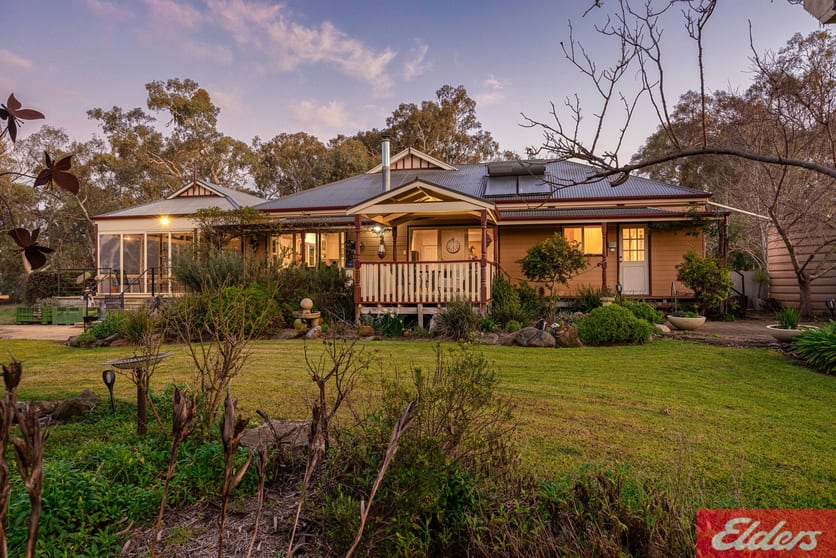 Click to view all images 52 Seven Steps Road Flaxman Valley SA 5235 - Image 3