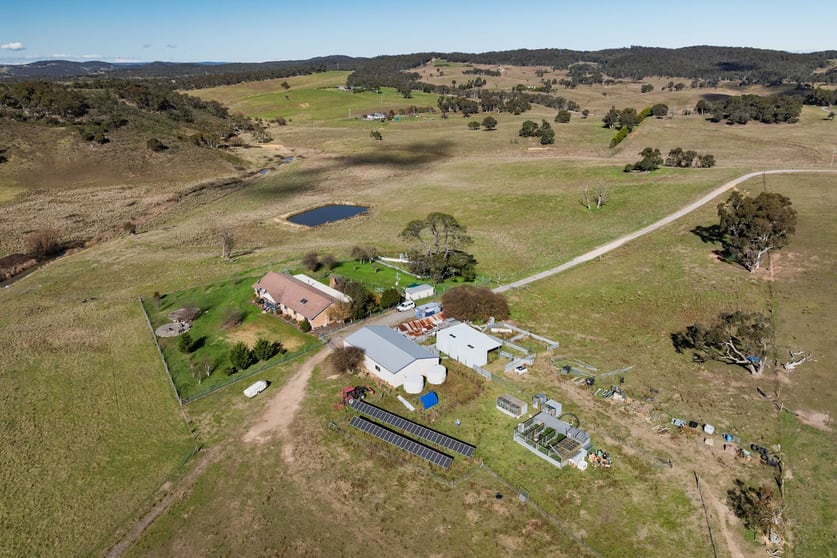 Click to view all images 2696 Middle Arm Road Goulburn NSW 2580 - Image 2