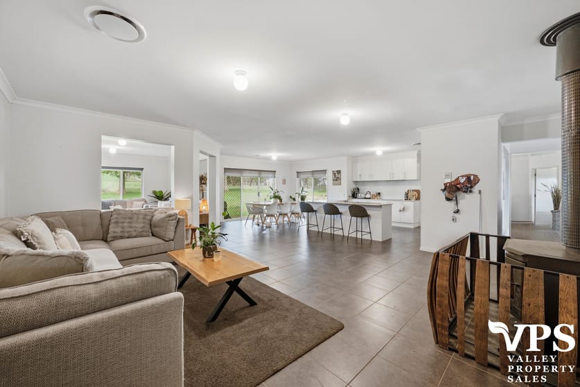 Click to view all images 345 Dookie-Devenish Road Dookie VIC 3646 - Image 3