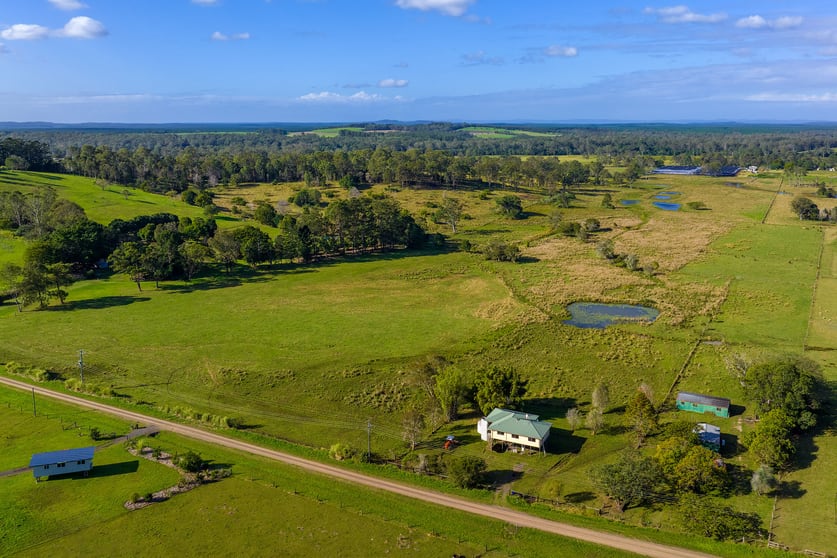 40 Calumet Road Goomboorian QLD 4570 - Image 2