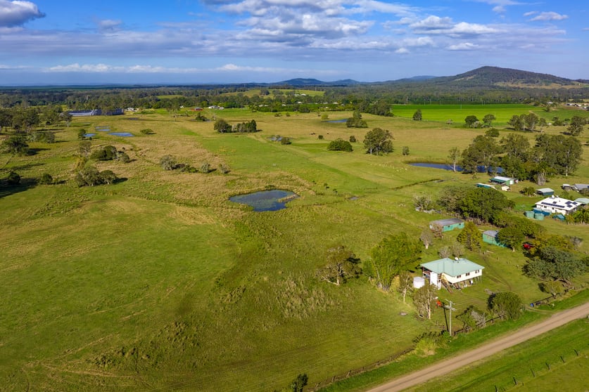 40 Calumet Road Goomboorian QLD 4570 - Image 1
