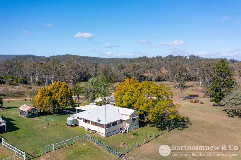 Click to view all images 7 Hawkins Road Coulson QLD 4310 - Image 2