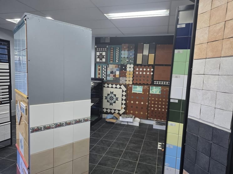 Import, Export & Wholesale  business for sale in Gladstone Park - Image 1