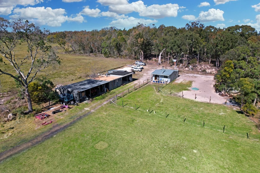 Click to view all images 91 Reason Lane Applethorpe QLD 4378 - Image 2