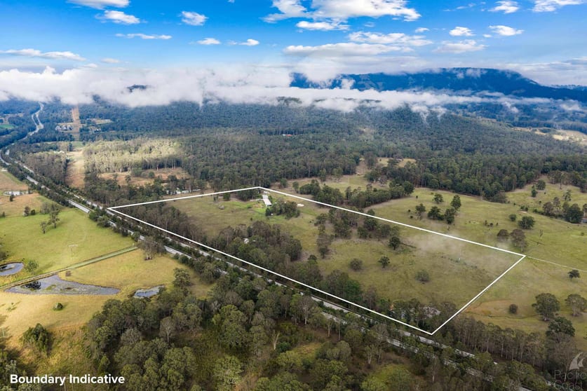 Click to view all images 13179 Pacific Highway Coolongolook NSW 2423 - Image 1