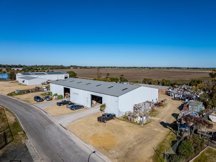 Click to view all images 16 Brighton Drive Naracoorte SA 5271 - Image 3