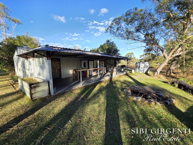 Click to view all images 137 Lemontree Drive Mutchilba QLD 4872 - Image 3