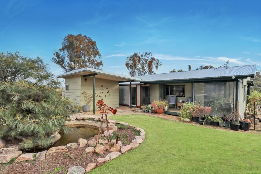 Click to view all images 140 Limberlost Road Fletcher QLD 4381 - Image 3
