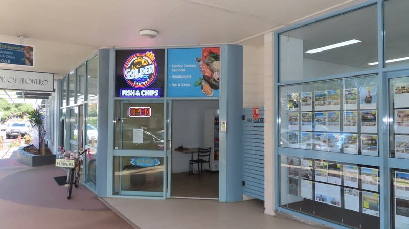 Click to view all images Food, Beverage & Hospitality business for sale in Golden Beach - Image 1