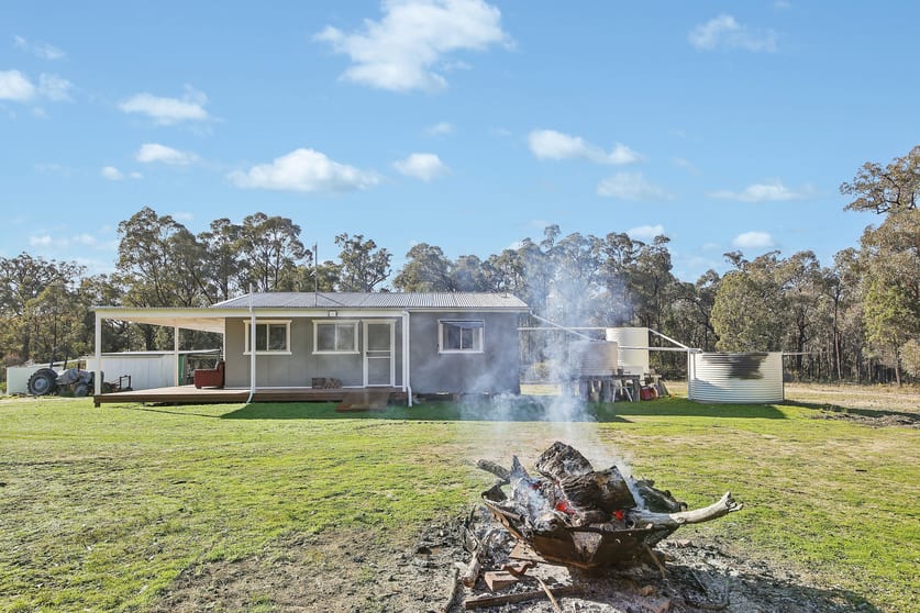 Click to view all images 1787 Spring Ridge Road Gulgong NSW 2852 - Image 1