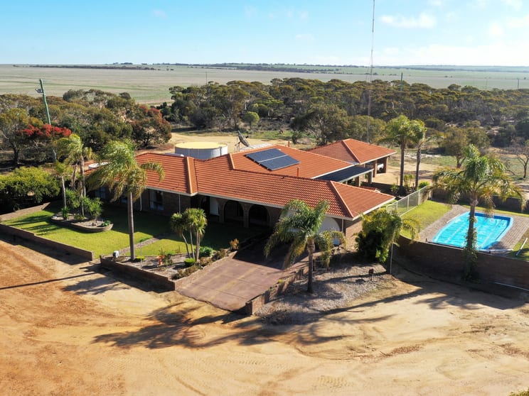 Click to view all images North Newdegate Mount Sheridan WA 6355 - Image 1