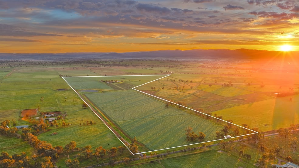 Click to view all images 340 Old Winton Road Tamworth NSW 2340 - Image 2