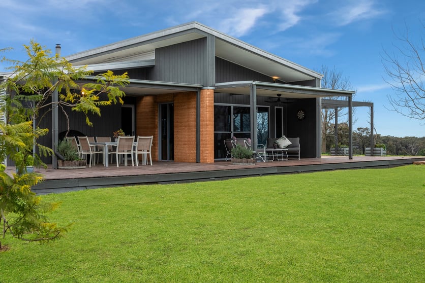 Click to view all images 150 McLennan Road Heathcote VIC 3523 - Image 2