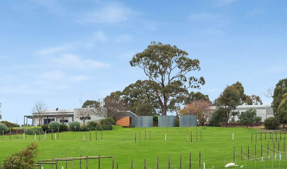 Click to view all images 150 McLennan Road Heathcote VIC 3523 - Image 1
