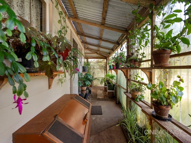 Click to view all images 609 West Montagu Road West Montagu TAS 7330 - Image 2