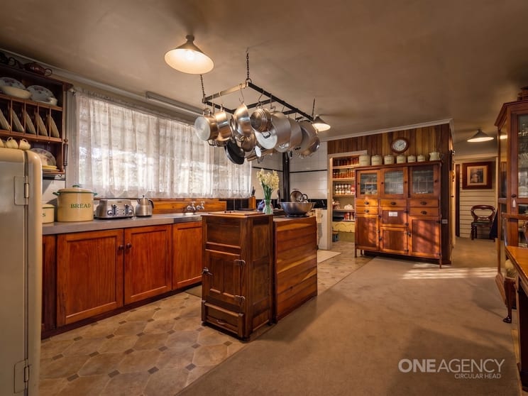 Click to view all images 609 West Montagu Road West Montagu TAS 7330 - Image 3