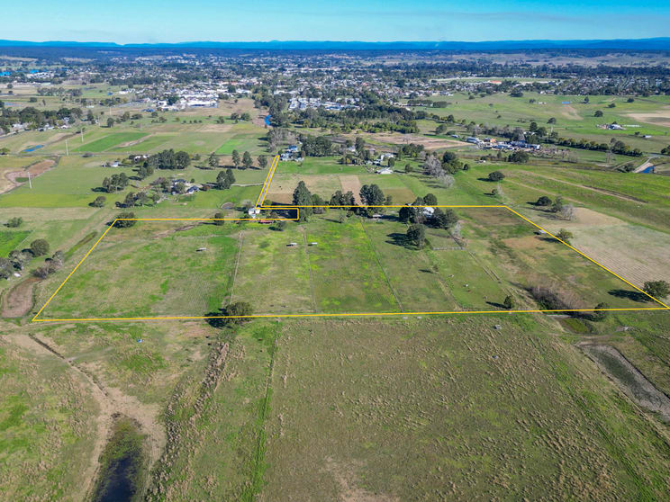 Click to view all images 67 Butterfactory Lane Grafton NSW 2460 - Image 2