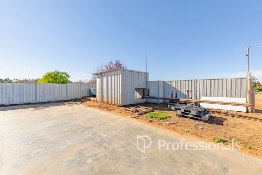 Click to view all images Lot 2 San Mateo Ave & Lot 3 Deakin Avenue Mildura VIC 3500 - Image 3