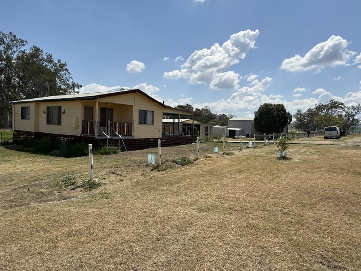Click to view all images L284 Burnett Highway, Three Moon Monto QLD 4630 - Image 3