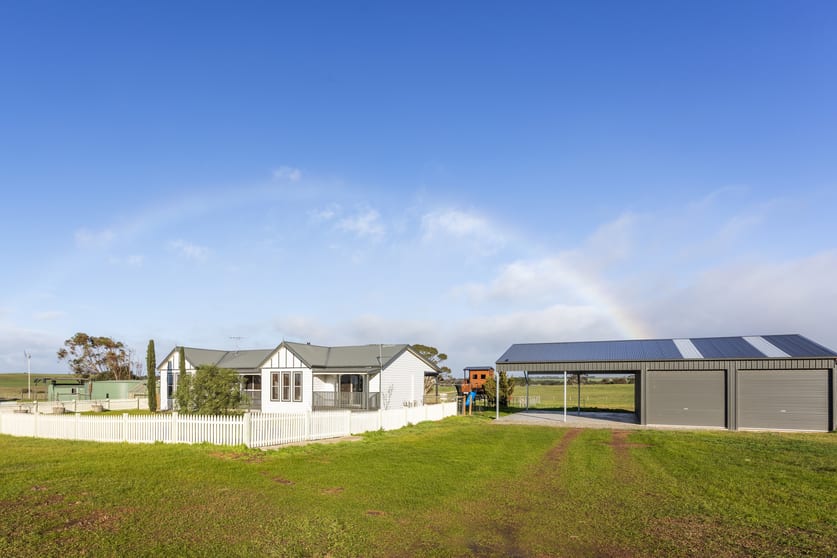 Click to view all images 51 Hassam Road Woodchester SA 5255 - Image 2