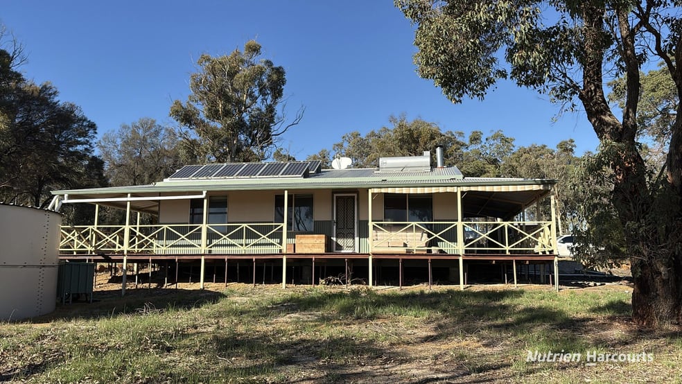 Click to view all images 253 Graham Road Dumberning WA 6312 - Image 3