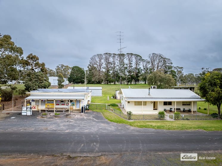 Click to view all images 579-581 Minimay-frances Road Minimay VIC 3413 - Image 2