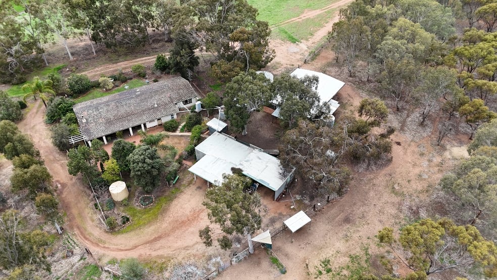 Click to view all images 278 Mayanarra Road York WA 6302 - Image 1