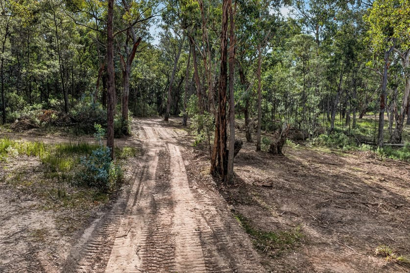 Click to view all images 2/ Thistlewaites Road Briagolong VIC 3860 - Image 2