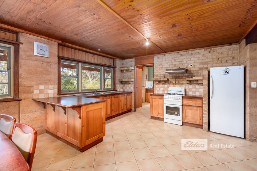 Click to view all images 114 Pile Road Ferguson WA 6236 - Image 3